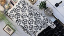 Load image into Gallery viewer, New Woman Design Damask Design Faux Fur Sweater XL