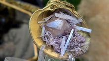 Load image into Gallery viewer, Amethyst &amp; Selenite Crystals in Moss Gold Seashell (stand Included)

