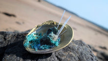 Load image into Gallery viewer, Emerald Selenite Crystal &amp; Artificial Moss in Seashell
