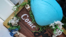 Load image into Gallery viewer, Handmade East Coast Seashell Ocean Beach Vibes Table Sign
