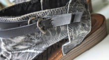 Load image into Gallery viewer, Blowfish Malibu Distressed Denim Yoga Sandals sz8
