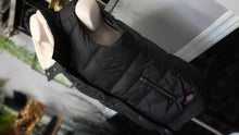 Load image into Gallery viewer, Roxy Black Puffer Vest XS-SM
