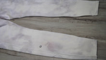 Load image into Gallery viewer, Lululemon Leggings sz6
