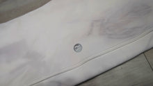 Load image into Gallery viewer, Lululemon Leggings sz6
