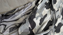 Load image into Gallery viewer, 2pairs Infinite Performance Deco Swirl &amp; Camo Leggings XL
