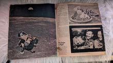 Load image into Gallery viewer, Original 1969 Toronto Daily Star &quot;Man On The Moon&quot; Newspaper Insert
