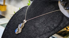 Load image into Gallery viewer, Faceted Labradorite Necklace in Sterling Silver
