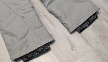 Load image into Gallery viewer, Roxy Endurance Line Grey Snowboard Pants XS
