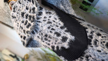 Load image into Gallery viewer, Sioni Faux Fur Sweater Cardigan Vest SM
