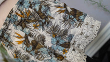 Load image into Gallery viewer, Ardene Baby Blue Floral &amp; Lace Shorts XS-SM
