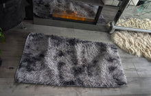 Load image into Gallery viewer, Grey Faux Fur Rug 24" x 44"
