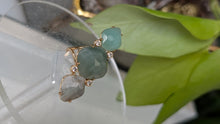 Load image into Gallery viewer, Faceted Green Aventurine &amp; Agate Crystal Ring sz6
