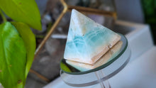 Load image into Gallery viewer, 2" Caribbean Calcite Crystal Pyramid
