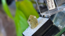 Load image into Gallery viewer, 1" Rainbow Durango Apatite in Case
