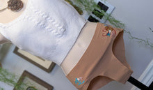 Load image into Gallery viewer, Salt Life Hibiscus &amp; Starfish Panties XL

