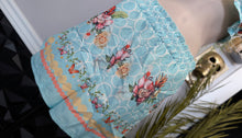 Load image into Gallery viewer, Hawaiian Ocean Floral Halter Bikini Top &amp; Shorts XL
