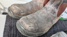 Load image into Gallery viewer, Blundstone CSA Steel Toe Boots uk12/US13
