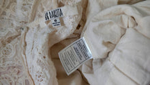 Load image into Gallery viewer, BB Dakota Ivory Lace Embroidery A-Line Dress sz0/XS
