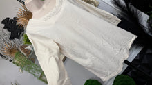 Load image into Gallery viewer, St.John's Bay Ivory Pearl Beaded Top XL
