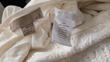 Load image into Gallery viewer, oneA Lace Knit Ivory Long Sleeve Top MD
