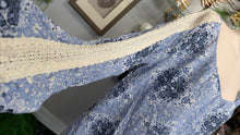 Load image into Gallery viewer, Chelsea &amp; Theodore Crochet Sleeve Blouse Top LG

