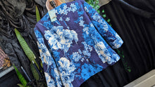 Load image into Gallery viewer, Coldwater Creek Blue Floral Cotton Blazer SM NWT
