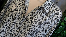 Load image into Gallery viewer, Adrianna Papell B&amp;W Floral Blouse Top MD
