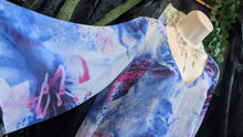 Load image into Gallery viewer, Jennifer Lopez Sheer Flowy Blouse SM *HAS SNAG*

