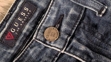 Load image into Gallery viewer, Guess "Power Skinny" Denim Jeans sz26

