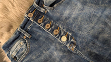 Load image into Gallery viewer, Kancan Acid Wash Denim Jeans sz28
