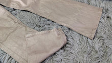 Load image into Gallery viewer, LOFT "Kick Crop" Shimmer Cropped Jeans sz24
