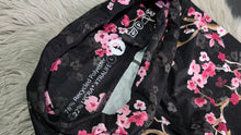Load image into Gallery viewer, Yoga Democracy Cherry Blossom Capri Leggings LG
