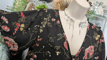 Load image into Gallery viewer, Sienna Sky Black Floral Cinched Blouse Top SM
