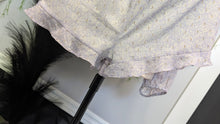 Load image into Gallery viewer, Express Lavender &amp; Gold Skort Dress MD

