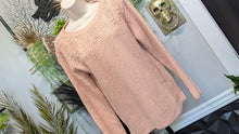Load image into Gallery viewer, St. John's Bay Dusty Rose Sweater SM
