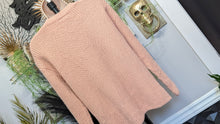 Load image into Gallery viewer, St. John's Bay Dusty Rose Sweater SM
