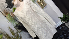 Load image into Gallery viewer, "United States Sweaters" White Cable Knit Sweater LG
