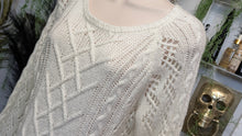 Load image into Gallery viewer, "United States Sweaters" White Cable Knit Sweater LG

