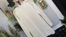 Load image into Gallery viewer, "United States Sweaters" White Cable Knit Sweater LG
