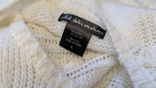Load image into Gallery viewer, "United States Sweaters" White Cable Knit Sweater LG
