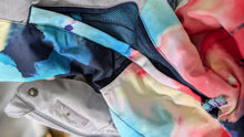 Load image into Gallery viewer, Roxy Grey Color Splatter Snowboard Jacket XS
