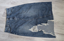 Load image into Gallery viewer, FYQ Fray Slit Denim Jean Skirt sz14/32
