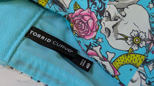 Load image into Gallery viewer, Torrid Curve Smooth Blue Nautical Tattoo Skull Bra 46D
