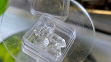 Load image into Gallery viewer, Herkimer Quartz Crystal Diamonds 4pcs
