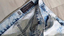 Load image into Gallery viewer, Men's Marc Echo Cut &amp; Sew Lightwash  Denim Jeans sz34
