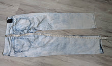 Load image into Gallery viewer, Men's Marc Echo Cut &amp; Sew Lightwash  Denim Jeans sz34
