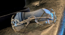 Load image into Gallery viewer, Lightly Smoked Snake Arm Sunglasses NEW
