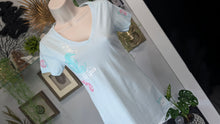 Load image into Gallery viewer, Ocean Drip Glitter Seahorse Tee Shirt Top XS NWT
