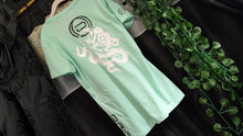 Load image into Gallery viewer, Men's Ocean Drip Mint Octopus T-Shirt SM NWT
