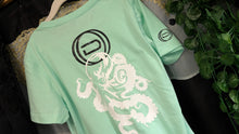 Load image into Gallery viewer, Men's Ocean Drip Mint Octopus T-Shirt SM NWT
